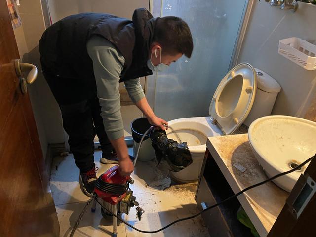 东城街道马桶疏通-疏通下水道