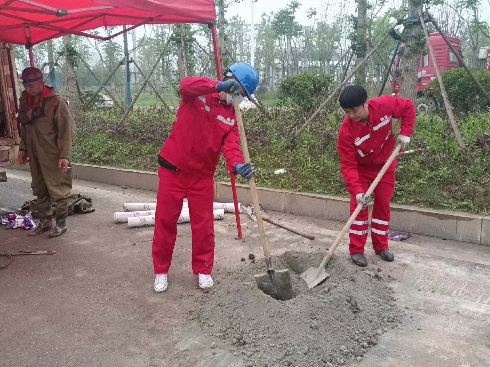 东城街道管道疏通哪家好】及时进行市政管道清淤